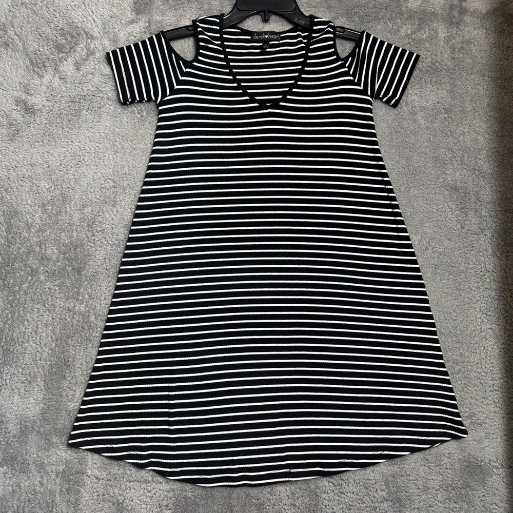 Derek Heart‎ T-Shirt Dress Womens Small Black White Striped Cold Shoulder V-Neck